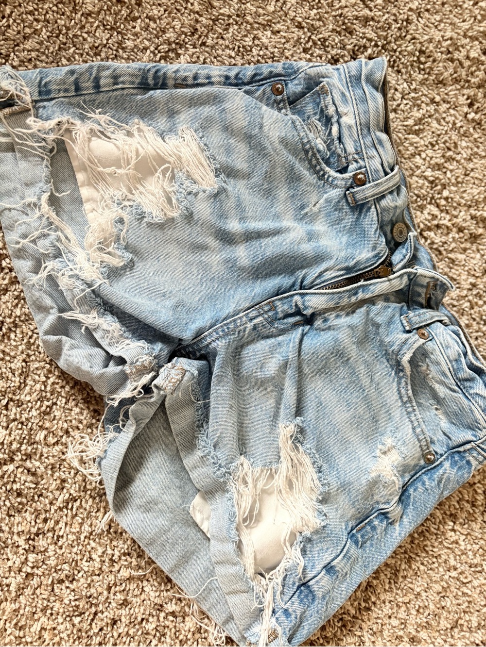 American Eagle Outfitters Light Wash Distressed Jean Shorts
